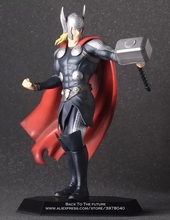 Disney-figura de acción de Thor, Los vengadores de Marvel de 21cm, minidecoración de PVC, regalo para niños 2024 - compra barato