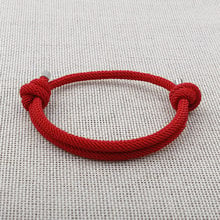NIUYITID красные нитки на руку женские браслеты для девочек Armbandjes Dames простой милый красный браслет регулируемый оптовая продажа 2024 - купить недорого