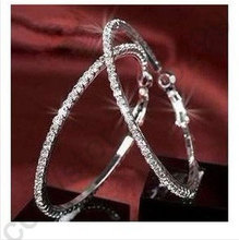 Женские серьги-кольца из серебра пробы с австрийским кристаллом 2024 - купить недорого