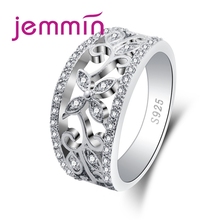 Женское кольцо из серебра 925 пробы, с белым гранатом 2024 - купить недорого