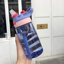 Garrafa de água para crianças com tampa de palha, garrafa infantil de plástico ecológica para trilhas e bebês 2024 - compre barato