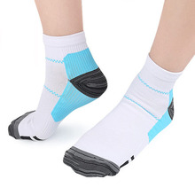 Calcetines de compresión para hombre y mujer, calcetín deportivo para fascitis, alivia el dolor y la fatiga del pie 2024 - compra barato