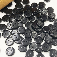 Botón de resina de 2 agujeros, mezcla de botones, PT267, 11mm, 50/100 Uds. 2024 - compra barato