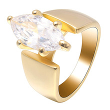 2018 nuevos anillos de Lujo Grandes ovalados AAA + circonita cúbica clara de color dorado para mujeres compromiso fiesta moda dedo anillos joyería 2024 - compra barato