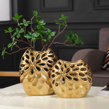 Vaso de cerâmica para decoração de casa, vaso nórdico de ornamento para sala de estar, vaso oco de ouro 2024 - compre barato
