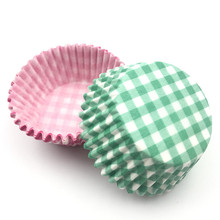 Utensílios de decoração de bolo 100 com xadrez verde/rosa, forro de papel, muffin, forma para cupcake, ferramentas de decoração de bolo caixa de cupcake 2024 - compre barato
