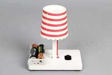 Lámpara de mesa pequeña para niños, juguete de experimentos científicos, escuela primaria, Ciencia y Tecnología, hecha a mano 2024 - compra barato