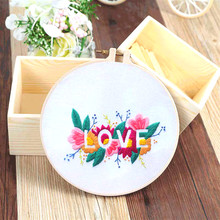 Набор для вышивки «сделай сам» с цветами и надписью «Love» 2024 - купить недорого