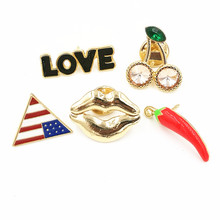 Broches metálicos de dibujos animados para decoración de bolso vaquero, broches de labios, cereza, amor, bandera nacional de EE. UU., X179 BD 2024 - compra barato