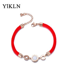Yikln bracelete de titânio clássico em aço branco/preto concha número romano, pulseiras para mulheres corda vermelha, pulseira de casamento joia yb17065 2024 - compre barato