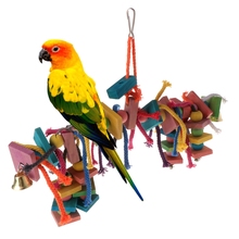 1pc parrot brinquedo mastigar mordida fios corda colorida pássaro de madeira periquito pendurado gaiola 2024 - compre barato