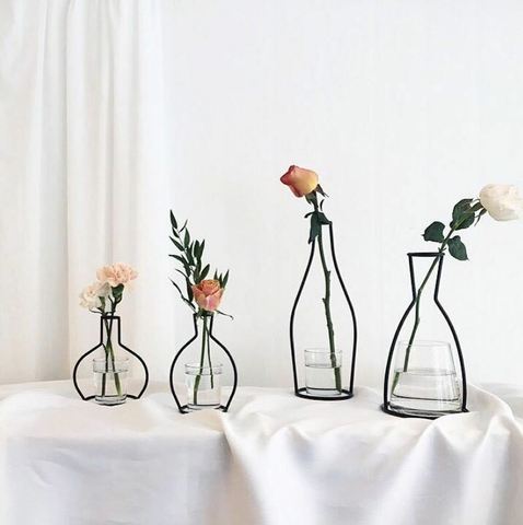 Железная ваза для цветов в скандинавском стиле, Минималистичная абстрактная ваза, черная железная короткая ваза, полка для цветов, домашняя абстрактная ваза, черная железная короткая ваза 2022 - купить недорого