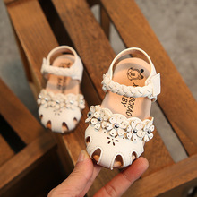 Sandálias de princesa para bebês, sapatos da moda para verão com flores, sapatos de criança com fundo macio, sandálias antiderrapantes 2024 - compre barato
