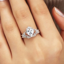 Симпатичное романтическое белое кольцо Claddagh, серебро 925, искусственная кожа, винтажные Свадебные обручальные кольца для женщин 2024 - купить недорого