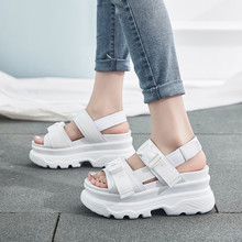 Sandalias de plataforma para mujer, calzado de gladiador de cuero genuino, zapatos blancos de tacón alto, verano, 2019 2024 - compra barato