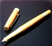 Picasso-caneta tinteiro de metal 917, estojo original, caneta tinteiro macio, preta e dourada, recém-chegado, 0.7mm 2024 - compre barato