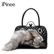Женская сумка-мессенджер iPinee, из натуральной кожи с лисьим мехом 2024 - купить недорого