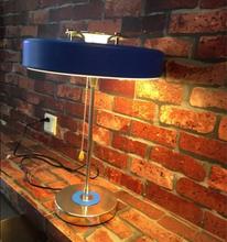 Lámpara de mesa de hierro moderna nórdica, lámpara de noche de dormitorio, lámpara de mesa redonda de diseñador francés 2024 - compra barato