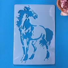 Caliente A4 caballo bricolaje capas plantilla para pintura libro de recortes colorear relieve álbum de papel decorativo Plantilla de tarjeta de 2024 - compra barato