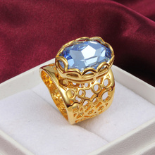 cheap 2016 Gold Color blue crystal for women wedding ring fashion charm high quality gift jewelry finger ring romantic jewellery 2024 - buy cheap