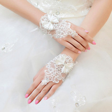 White Fingerless Bridal Gloves Ivory Short Wedding Gloves for Bride Crystals Beaded Bowknot Lace Glove Wedding Accessories VL 2024 - buy cheap
