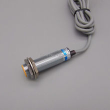Бесконтактный выключатель Φ/EZ плоский экранированный двухпроводной нормально открытый M18 18 мм индуктивный датчик приближения переменного тока 2024 - купить недорого