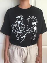 Для танцев с футболка с рисунком собак из мультфильма Смешные гранж tumblr 90s Мода camisetas эстетику Повседневная Графический в винтажном стиле; Женская хлопковая одежда для сна, футболки 2024 - купить недорого