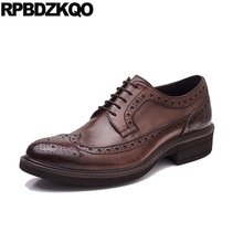 Brogue de encaje formal hasta Wingtip partido estilo británico hombres zapatos clásico de lujo Prom marrón de cuero Real vestido de Oxford de oficina 2024 - compra barato