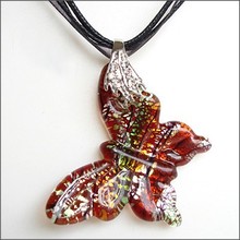 Collar con colgante de mariposa Multicolor de cristal de Murano de serpiente roja 2024 - compra barato