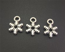 Pingente em prata 50 peças, cor prata mini flocos de neve pingente diy colar pulseira achados 14x9mm a2151 2024 - compre barato