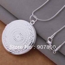 Factory price wholesale Silver color circle photo frame Locket pendant necklace Fashion jewelry birthday gift 2024 - buy cheap