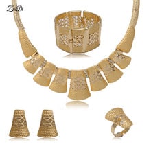 ZuoDi Wholesale 2018  Exquisite Dubai Gold color Brand Jewelry Set Luxury Big Nigerian Wedding African Beads Jewelry Set Costume 2024 - buy cheap