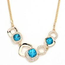 Ожерелье с квадратным кристаллом женское, классическое Трендовое винтажное ожерелье с крупными геометрическими подвесками, изящное Ювелирное Украшение 2024 - купить недорого
