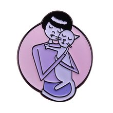 Pin esmaltado con diseño de gato y Chica, bonito botón pastel, regalo de insignia para amantes de los gatos, accesorios modernos para mujer 2024 - compra barato