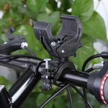Прокат свет кронштейн спереди держатель фонарик клип 90 градусов вращения велосипед оборудования крепление на раме руль подседельный 2024 - купить недорого
