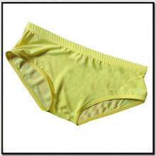 2017 Men's Comfortable Crotch-Seamless Cozy Smooth Ice Silky Bikini No-Crotch-Stitching Briefs Underwear M/L/XL 2024 - buy cheap