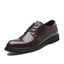 Sapato masculino oxford em couro legítimo, calçado formal masculino tamanho grande preto marrom 2019 2024 - compre barato