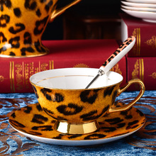 Copo de café criativo estampado de leopardo, europeu, luxo, conjunto de chá, para uso doméstico, copo de café presente com colher, meninas 2024 - compre barato