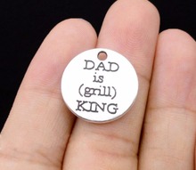 15pcs/lot--20mm, Antique silver plated dad is king charms  ,DIY supplies, Jewelry accessories 2024 - buy cheap
