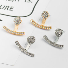 Женские серьги-гвоздики с блестящими кристаллами и круглым металлическим покрытием золотого и серебряного цвета 2024 - купить недорого