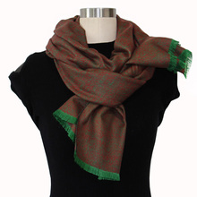 Gran oferta chales y bufandas cachemir Cabo de invierno bufanda de Pashmina de bufandas de mujer con borla 320G peso bufanda de mujeres de Cachemira 2024 - compra barato