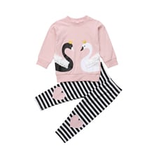 От 1 до 6 лет-осенние милые комплекты одежды для маленьких девочек пуловер с длинными рукавами и принтом лебедя из 2 предметов розовый свитер + штаны в полоску 2024 - купить недорого