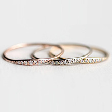 Anillo de boda para mujer, joyería de Color dorado/plateado, anillos simples de circonia cúbica AAA para mujer, anillo apilable de moda 2024 - compra barato