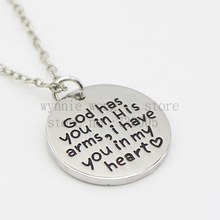 2015 Memorial Jewelry " God has You in His Arms, I Have You in my Heart " Remembrance Pendant Necklaces Wholesale Jewelry 2024 - buy cheap