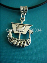 Colgante con forma de barco vikingo para mujer, collar llamativo, joyería artesanal, B152, 10 Uds., venta al por mayor 2024 - compra barato