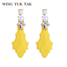 wing yuk tak 2019 Trendy Yellow Boho Earrings For Women Modern Crystal Flower Simulated Pearl Earrings 2024 - buy cheap