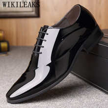 Sapatos sociais masculinos de marca de luxo, calçados italianos de oxford para homens de couro patenteado, sapatos sociais 2024 - compre barato