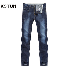 Мужские джинсы от известного бренда KSTUN, тонкие прямые ультратонкие деловые повседневные темно-синие эластичные хлопковые джинсовые брюки, брюки 2024 - купить недорого