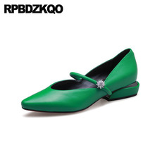 Zapatos de piel auténtica con diamantes de imitación para mujer, calzado de diseñador chino de alta calidad, punta estrecha verde, cristal, talla 35, 2021 2024 - compra barato