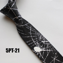 Corbata estrecha para hombre joven, corbata estampada a la moda, color negro con red de araña blanca, 5cm 2024 - compra barato